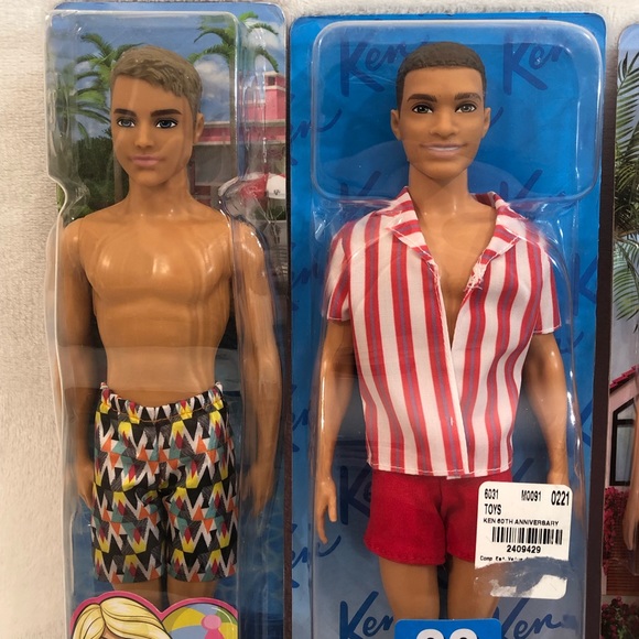 Lot of 4 NEW Mattel (2) Ken (2) Barbie Dolls Toys Beach Retro Fashion Swim Wear - Picture 4 of 8